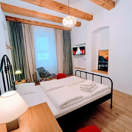 Sub Tampa Studio City Core Studio For 2 בראשוב